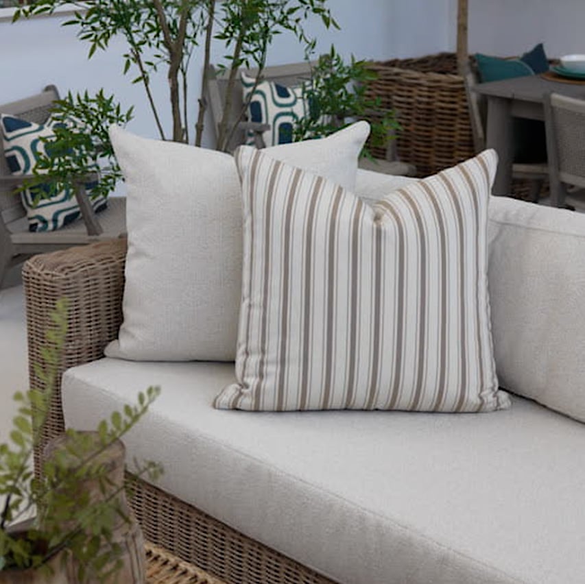 HF_Article_Whats the Best Fabric for a Coastal Home_ We Put It to the Test_Dec2025_Image07